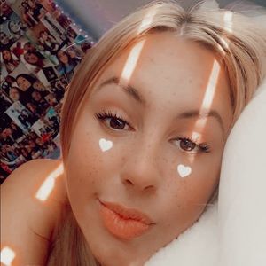 Meet your Posher, Gabby